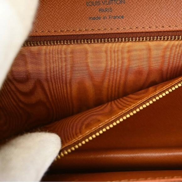 LOUIS VUITTON MONOGRAM POCHETTE DAM GM CLUTCH HANDBAG - Picture 13 of 15